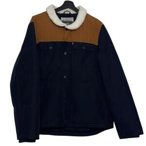 NWOT Levi’s Mens Quilted Woodsman Puffer Jacket